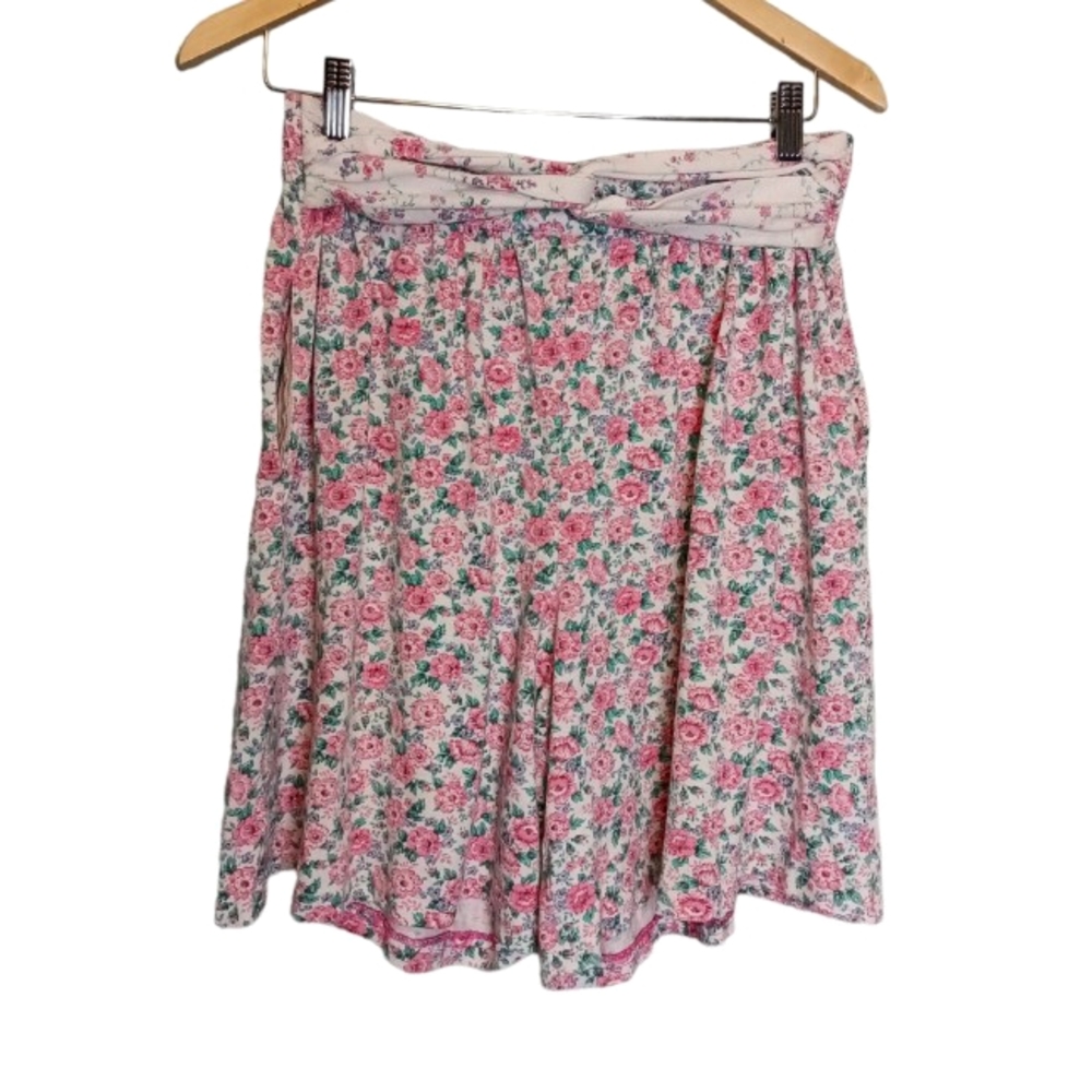 Tracy Evans Floral Shorts with Pockets Vintage